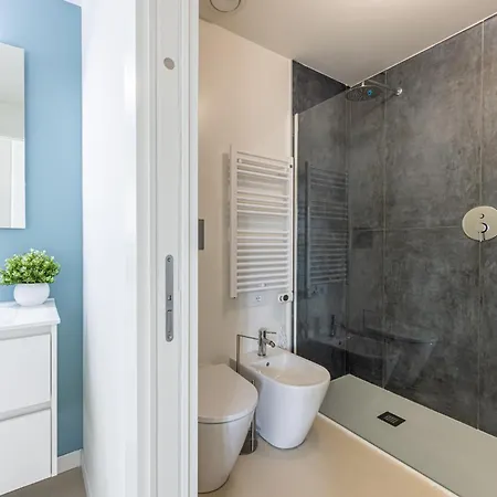 Navigli Eleganza Moderna Con Luce Naturale *