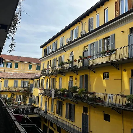 Appartement Charming Attic Loft - 5 Mins Station *