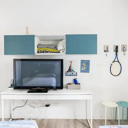 Lovely Flat Close To Center In Porta Romana * Mediolan
