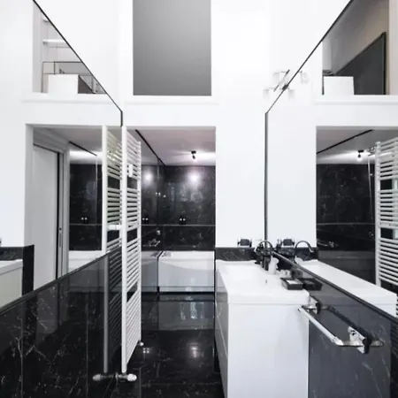 아파트 Aquileia - Stylish Loft Close To Navigli - Metro M4 Coni Zugna & Sant'ambrogio