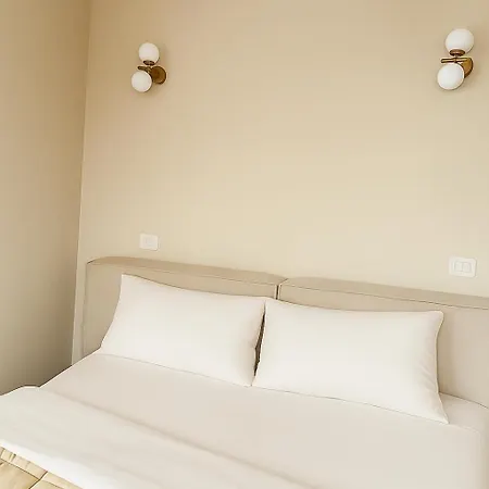 Navigli Bocconi - 2 Bedrooms * ميلان