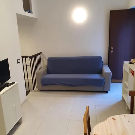 Gorla House Accogliente Vicino Metro 1