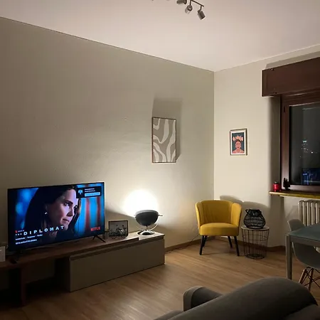 Simona -bocconi,naviglio,duomo,milano-cortina,ieo,iulm,assago Forum * Milano