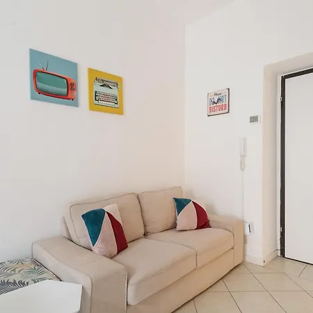 Repubblica - - Moderno Bilocale * Milaan