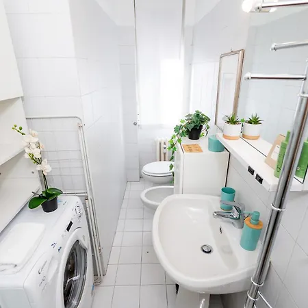 Charming With Balcony & Wi-fi Διαμέρισμα Μιλάνο