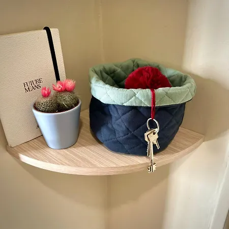 Minu'- Elegant Loft In Certosa *