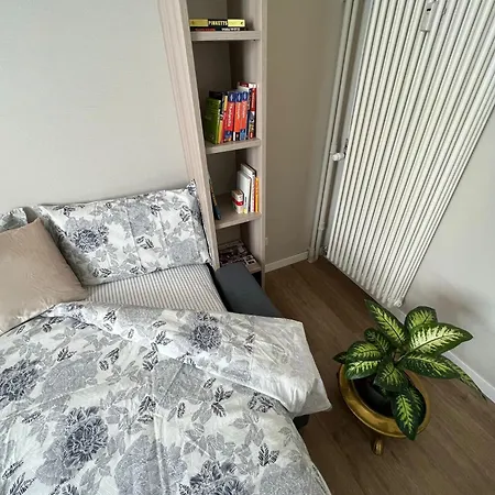 Minu'- Elegant Loft In Certosa *