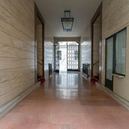 Arts At Magenta * Milaan