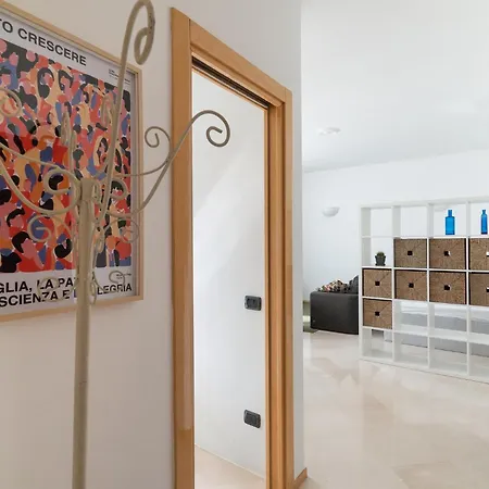 Guesthost - M1 Pagano Comfortable Milánó