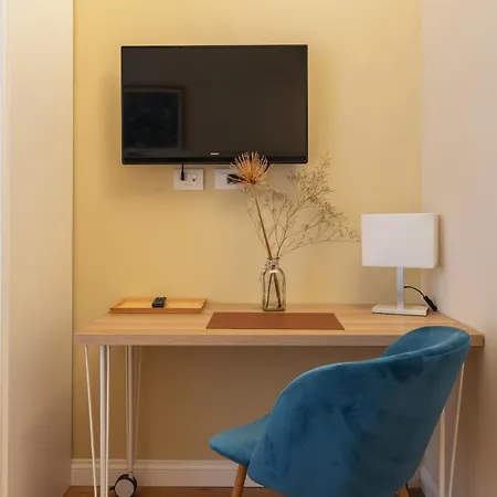Designer In A Unique Setting Near M2 - Berra 10 Appartement Milaan