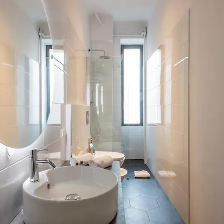 Sempione12-elegante Bilo With Balcony - B 아파트