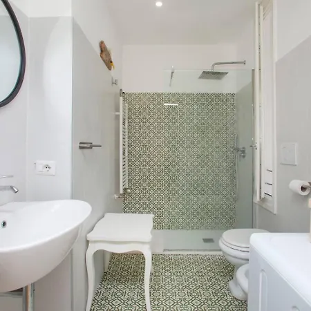 - Bright And Quiet In Isola - Garibaldi Lejlighed