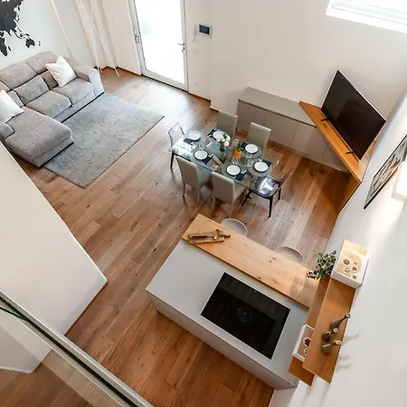 Stayeasy Bernina - Design Loft, Metro And Free Parking Apartment