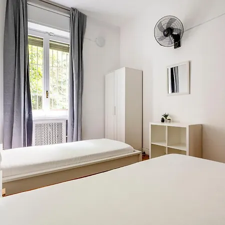 Exclusive 4 Bedrooms In Brera * Milánó