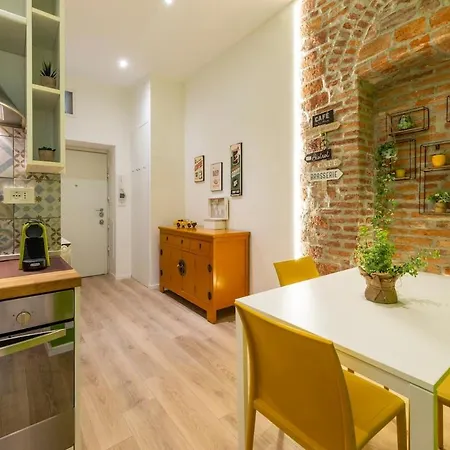 Bocconi 3 - Colorful - B * ミラノ