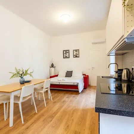 70 Mq Station 100 Mt Daire Milano