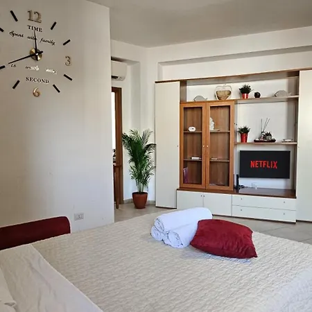 Dimora Duomo-castello Sforzesco Apartment Milan