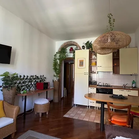 Station-bosco Verticale Cozy & Elegant Apartamento Milán