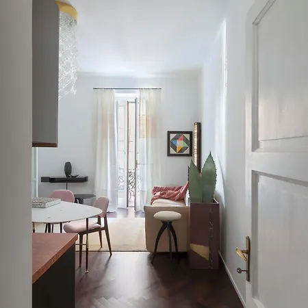 Lejlighed Nolo Eleganza Con Balcone E Design