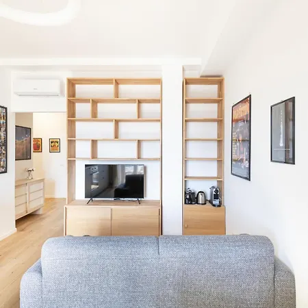 Easylife - - Sammartini 35 - Apartment *