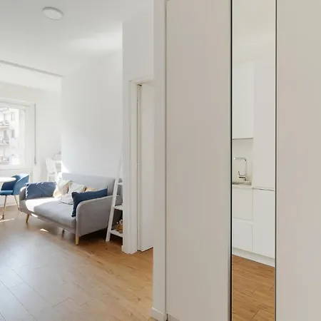 Guesthost - M2 Sant'agostino Bright *