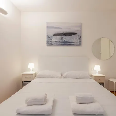 Medici 8 - Center - B-home