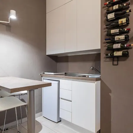 Zuretti Monolocale Stazione Apartamento *