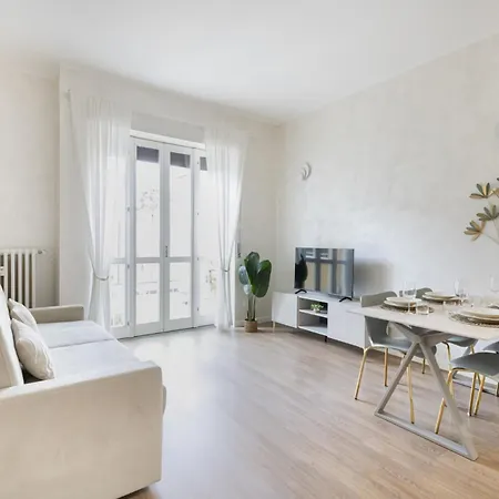 - Corso Porta Nuova 46 P4 - Porta Nuova Apartament *