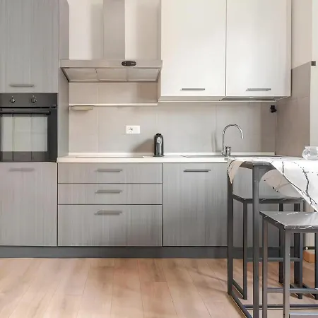 Duomo A 15 Min - Casa Accogliente - Metro M3 A 150m * Милан