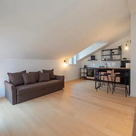 Апартаменты Xenia - 2rooms In Via Petrella 4 E