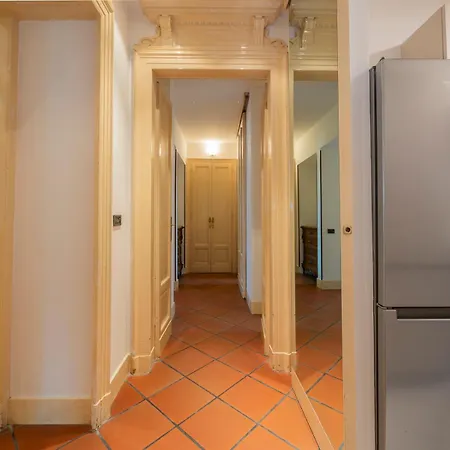 Apartment Historic Close To The Station Milan