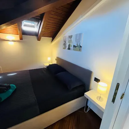 Via Della Commenda - Velo