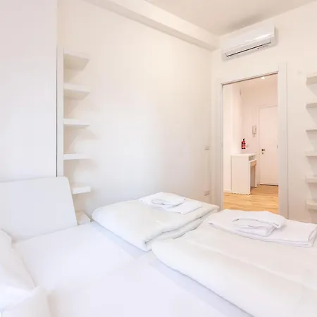 Navigli 2-bedroom&sofa Bed * Milano