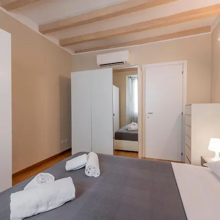 Canonica 1 - The Charming Bilo - B Daire