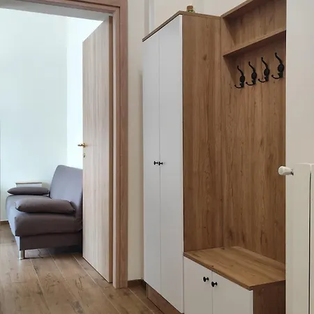 Centrale Apartment Milano شقة *