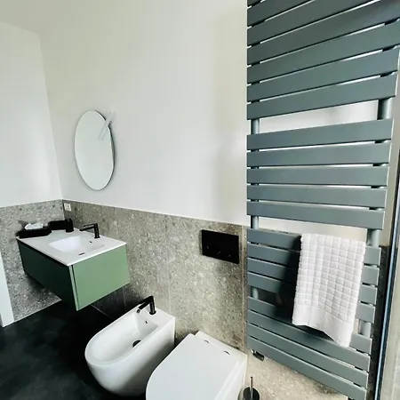 Alta Vista * ميلان