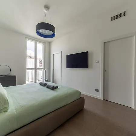 The Urban Nest - Elegante E Moderno 2 Stanze *