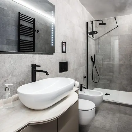 Luxury House In Pietrasanta 140 Mq דירה