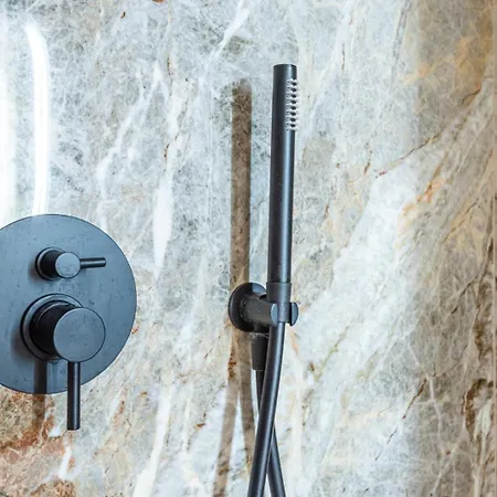 Michelangelo Moscova Golden House *