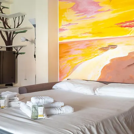 Apartament Elegant With Terrace In Life Mediolan