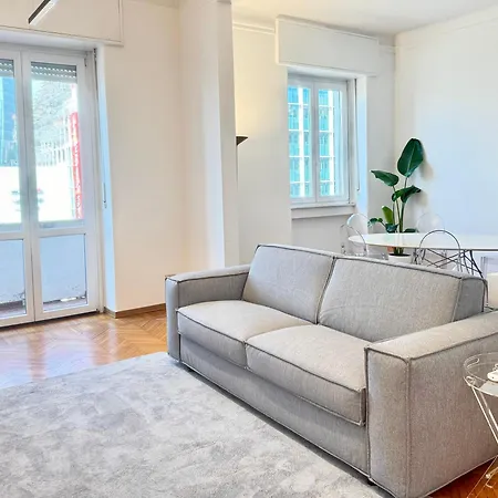 Citylife Design Suites - Tre Torri Apartamento *