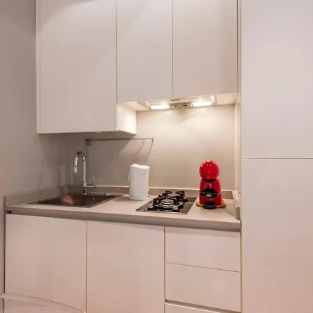 Medici 8 - Center - B-home * Milano