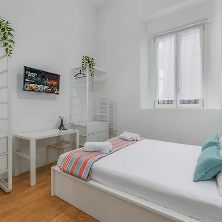 Bold Corner - Authentic District Close To Center شقة