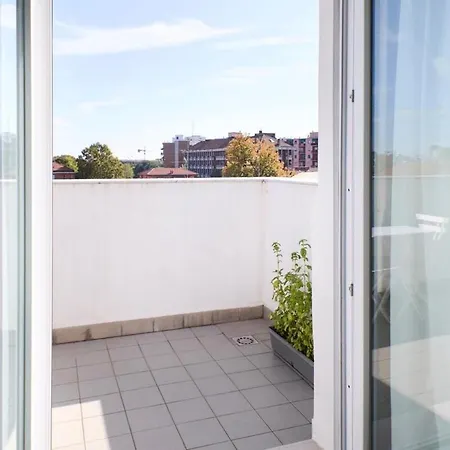 Apartment Rooftop Retreat Martesana *