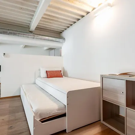 Stayeasy Bernina - Design Loft, Metro And Free Parking