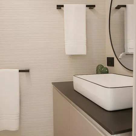 Boutique Retreat - The Last Supper - Wine & Bike