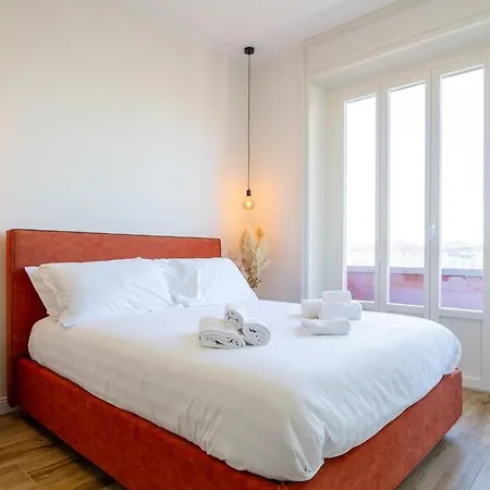 5min From Metro M1 New Flat דירה *