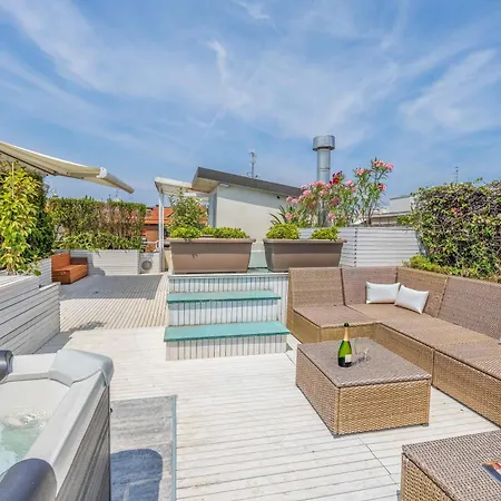 Penthouse Center & Garage * Mailand