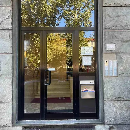 Simona -bocconi,naviglio,duomo,milano-cortina,ieo,iulm,assago Forum Milano