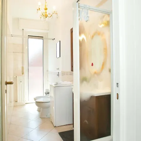 Cozy 5 Posti Letto - 15 Minuti Dal Duomo - Metro M1 A 4 Minuti - Ac - Wifi - Netflix Milano